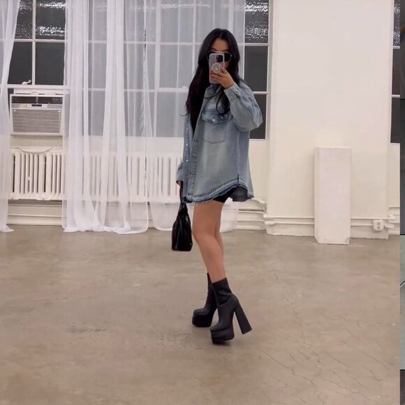 Shoes - Black Platform Boots / Booties